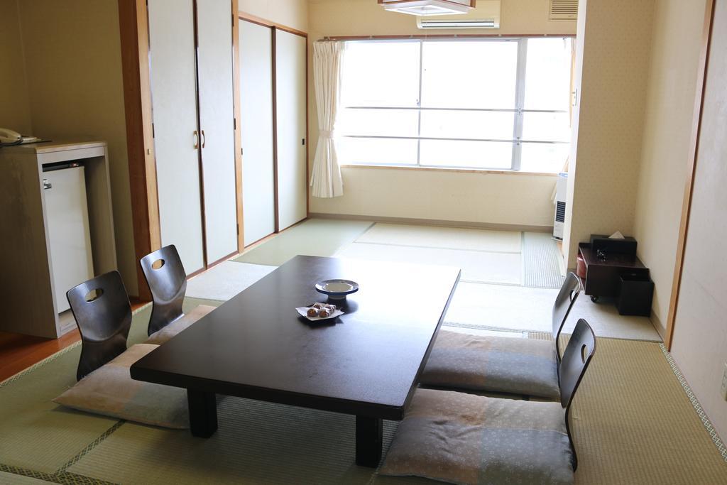 Hotel Sankeien Sapporo Cameră foto