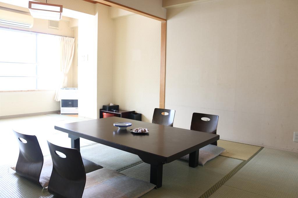 Hotel Sankeien Sapporo Cameră foto