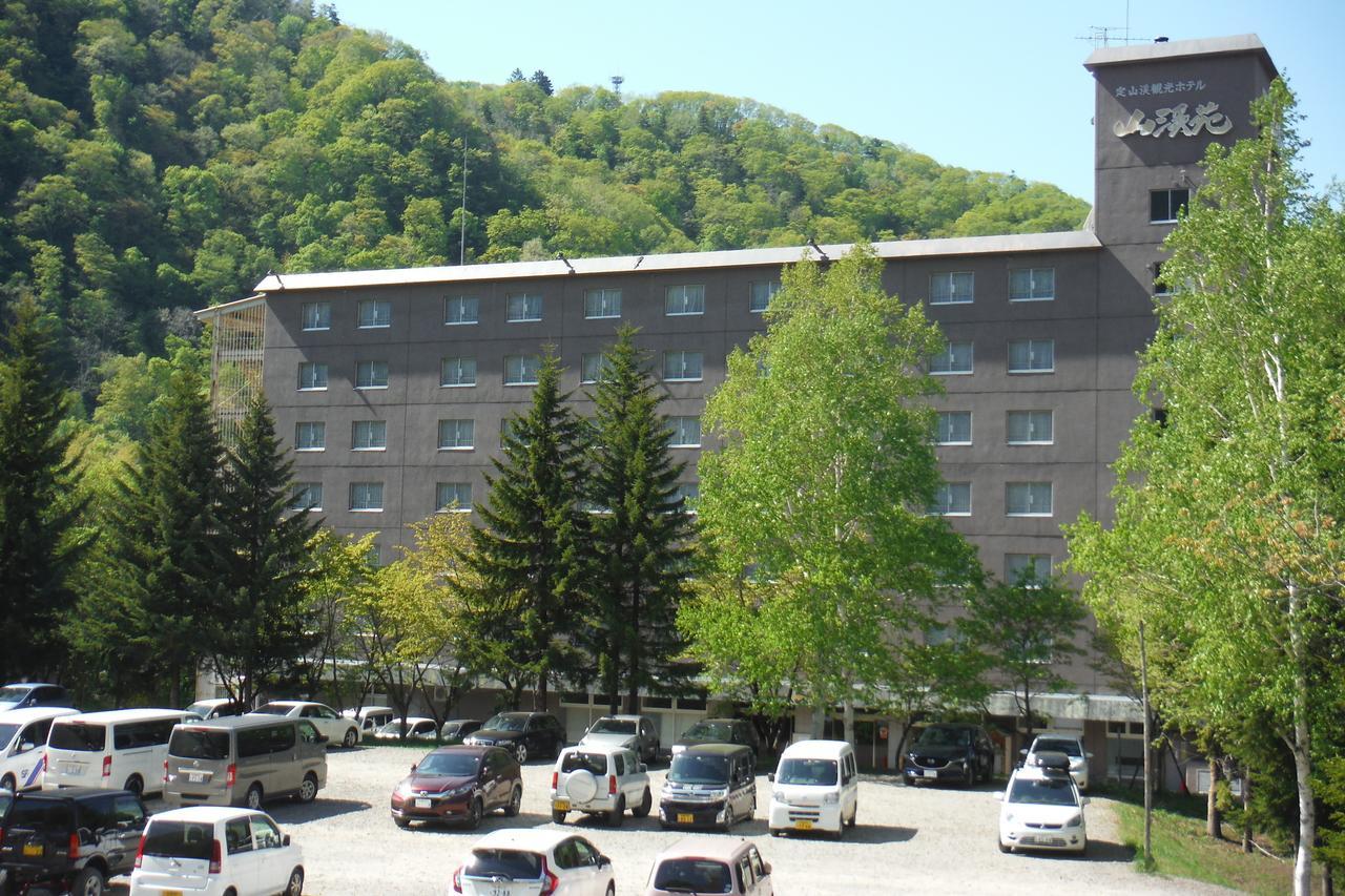 Hotel Sankeien Sapporo Exterior foto