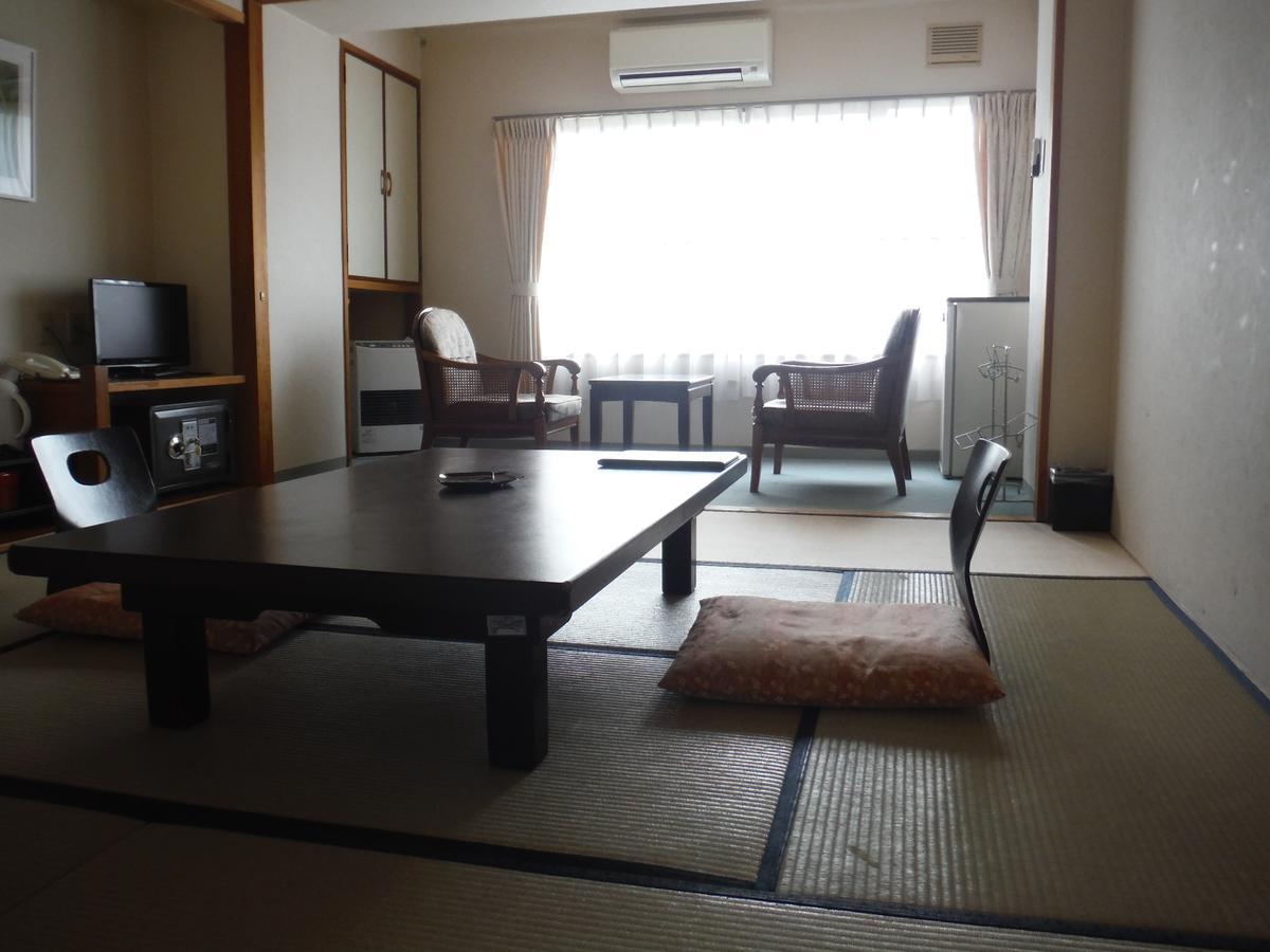 Hotel Sankeien Sapporo Exterior foto