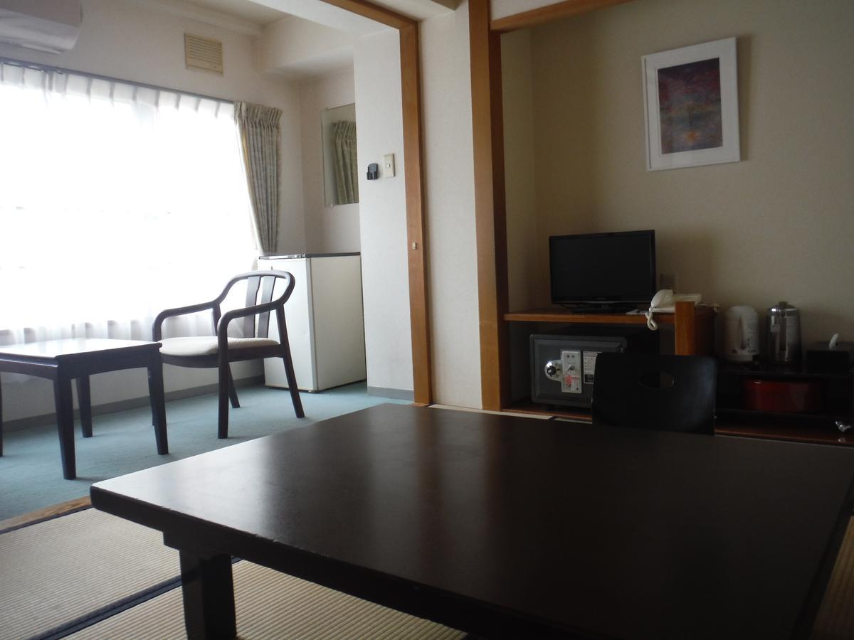 Hotel Sankeien Sapporo Exterior foto